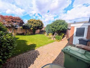 Photo 10- click for photo gallery